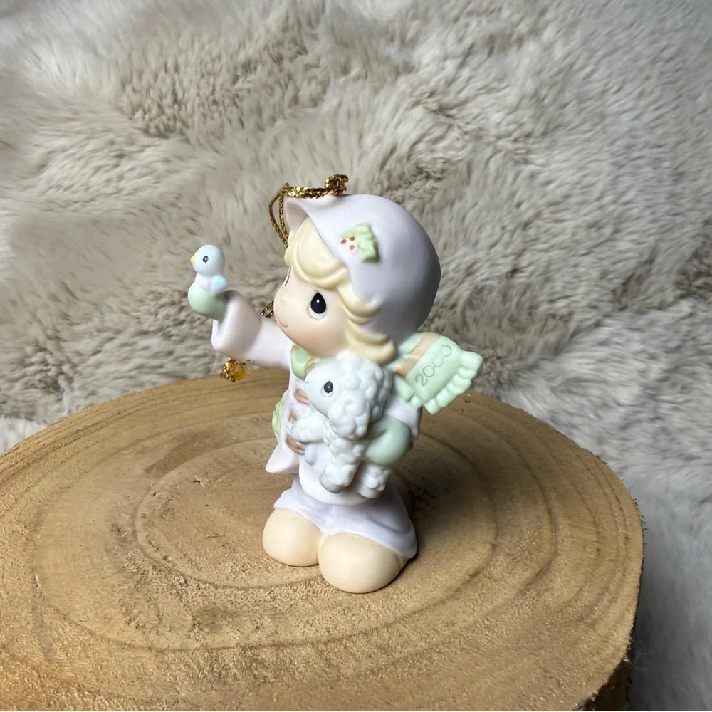 Precious Moments 2000 Christmas Ornament